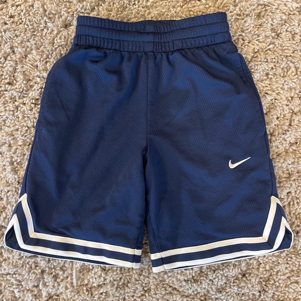 Boys Nike shorts in size Small. Navy. Excellent condition!